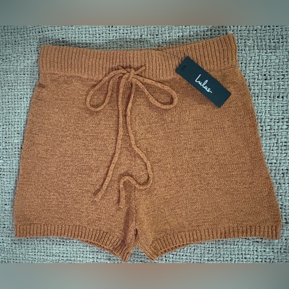 Woman’s Lulus Resort/Beach/Lounge Knit Shorts NWT